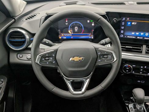 New 2026 Chevrolet Trax LT w/ Driver Confidence Package image 23
