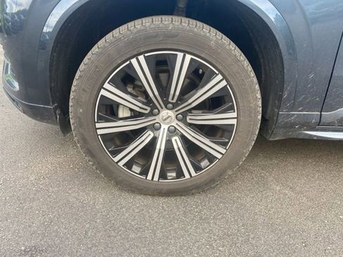 Used 2024 Volvo XC90 B5 Core w/ Climate Package AWD/4WD image 9