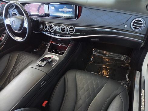 Used 2016 Mercedes-Benz Maybach S 600 image 23