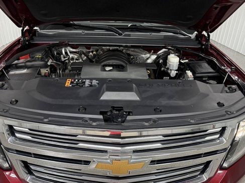 Used 2018 Chevrolet Suburban Premier AWD/4WD image 45