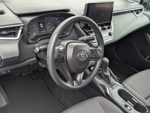 Used 2023 Toyota Corolla LE image 14