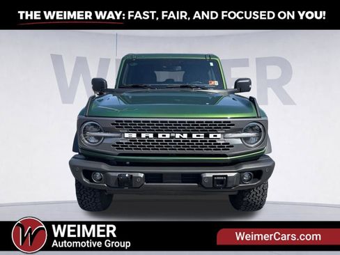 Used 2023 Ford Bronco Badlands AWD/4WD image 8