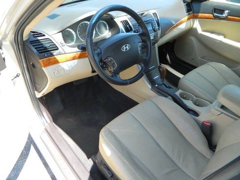 Used 2009 Hyundai Sonata Limited FWD image 11