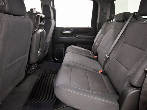 Used 2024 Chevrolet Silverado 2500 LT w/ Convenience Package image 15