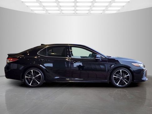 Used 2018 Toyota Camry XSE w/ Driver Assist Package image 3