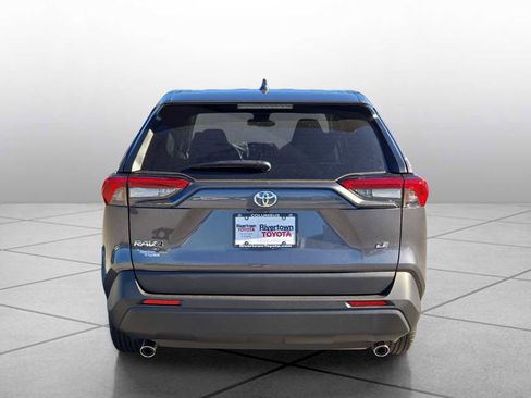 New 2025 Toyota RAV4 LE image 4