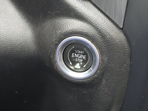 Used 2020 GMC Sierra 3500 Denali image 22