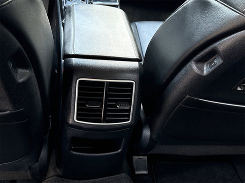 Used 2023 Kia Sportage SX image 12