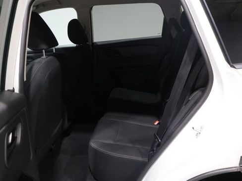 Used 2024 Nissan Rogue S image 18