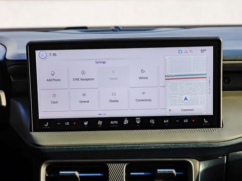 Used 2025 Ford Maverick Lobo image 17