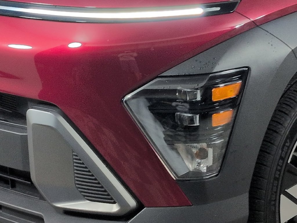 Used 2024 Hyundai Kona SEL FWD image 12