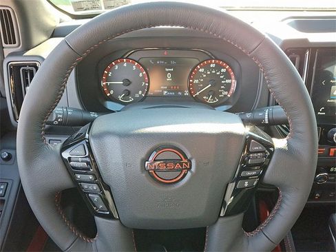 New 2026 Nissan Frontier PRO-4X w/ Pro-4x Convenience Package image 13