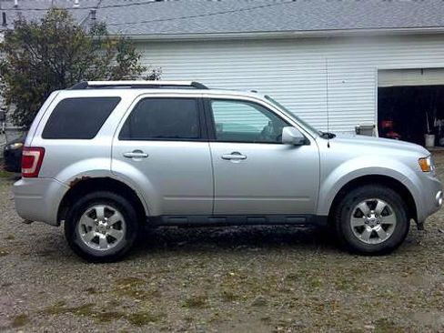 Used 2012 Ford Escape Limited image 11