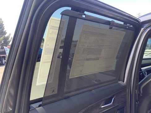 New 2023 Jeep Grand Cherokee Overland w/ Luxury Tech Group IV image 28