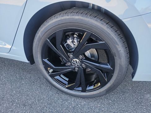 New 2026 Volkswagen Jetta SE FWD image 27