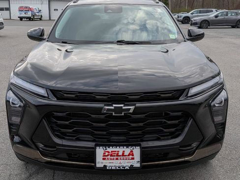 Certified 2024 Chevrolet Trax ACTIV w/ Driver Confidence Package FWD image 2