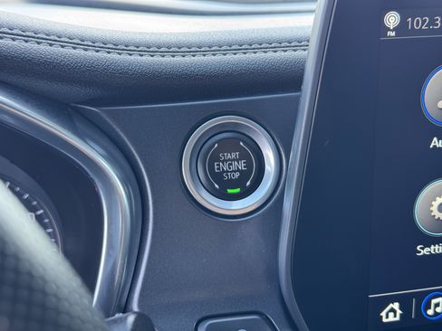 Used 2023 Chevrolet Blazer LT image 30