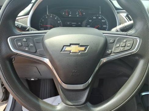 Used 2022 Chevrolet Malibu LT FWD image 14
