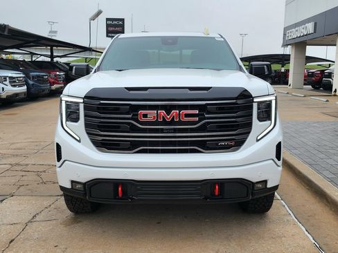 New 2026 GMC Sierra 1500 AT4 w/ AT4 Premium Package AWD/4WD image 9