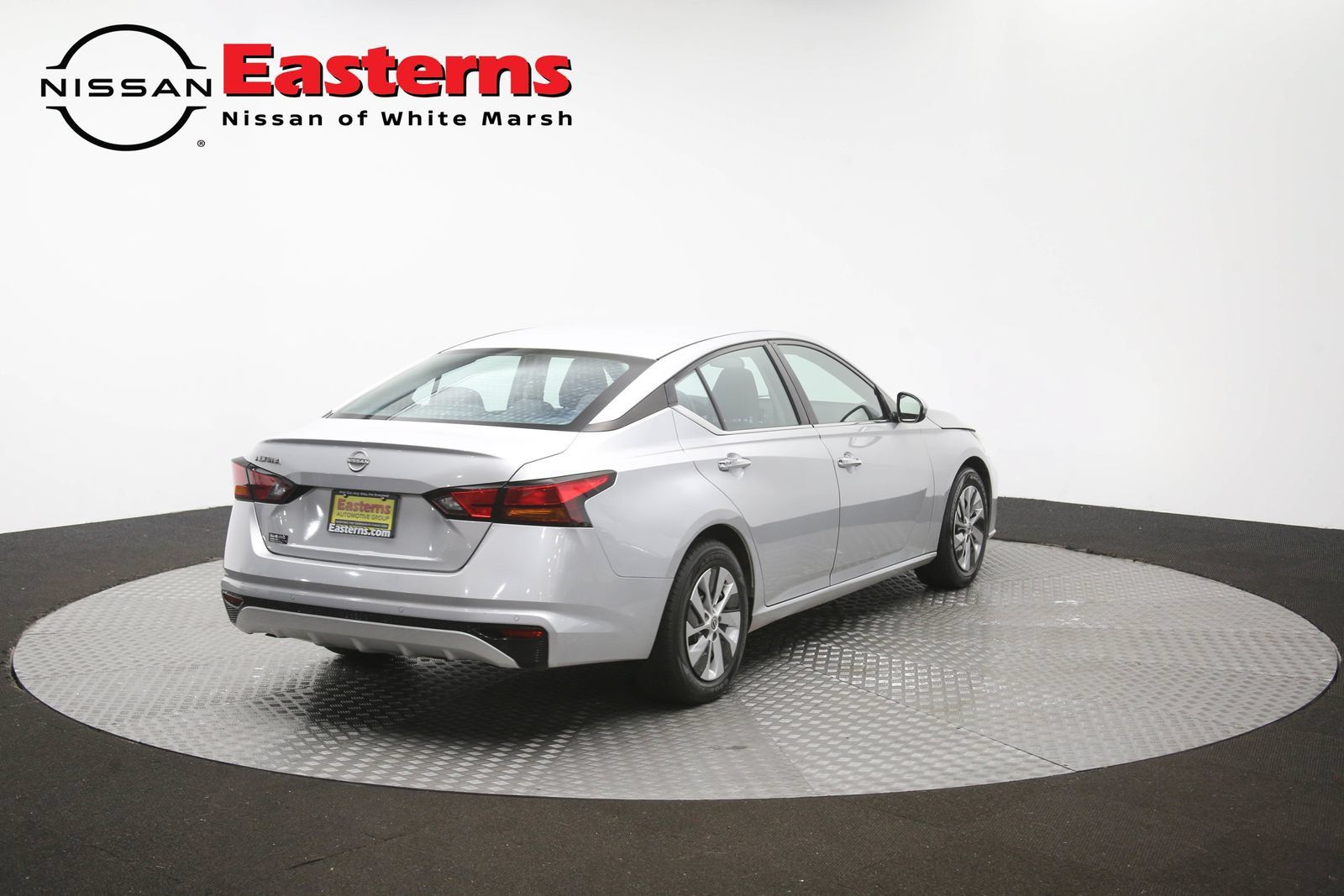 Used 2023 Nissan Altima 2.5 S FWD image 39