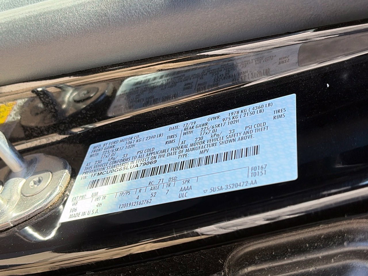 Used 2020 Ford Escape SE FWD image 14