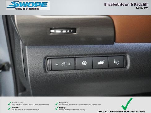 New 2025 Nissan Pathfinder Platinum w/ Cargo Package image 18