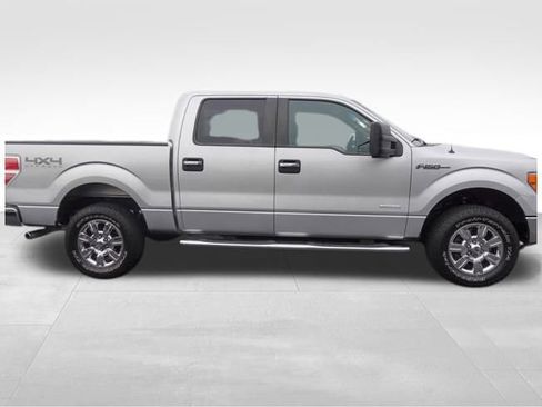 Used 2012 Ford F150 XLT w/ XLT Chrome Pkg image 2