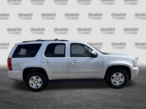 Used 2013 Chevrolet Tahoe LT w/ Luxury Package RWD image 11