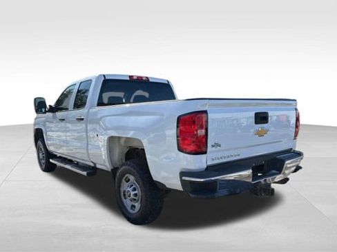 Used 2019 Chevrolet Silverado 2500 W/T image 4