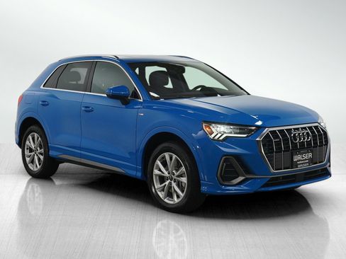 Used 2023 Audi Q3 2.0T Premium image 7