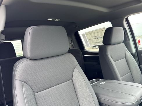 New 2026 GMC Sierra 1500 Elevation w/ Preferred Package AWD/4WD image 16