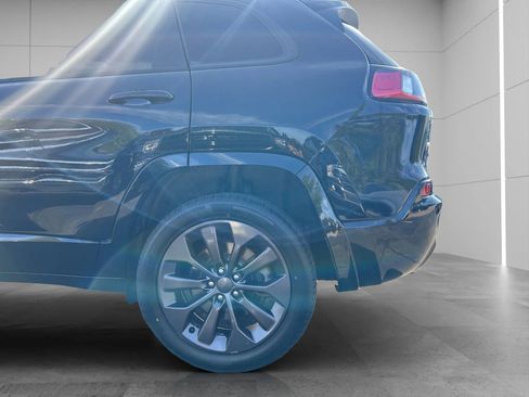 Used 2019 Jeep Cherokee High Altitude image 25