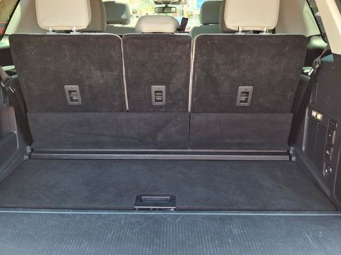 Used 2025 Ford Expedition Active AWD/4WD image 13
