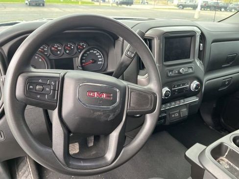 Used 2023 GMC Sierra 1500 Pro w/ Graphite Edition image 9