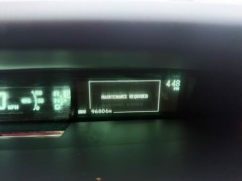 Used 2015 Toyota Prius Three image 24