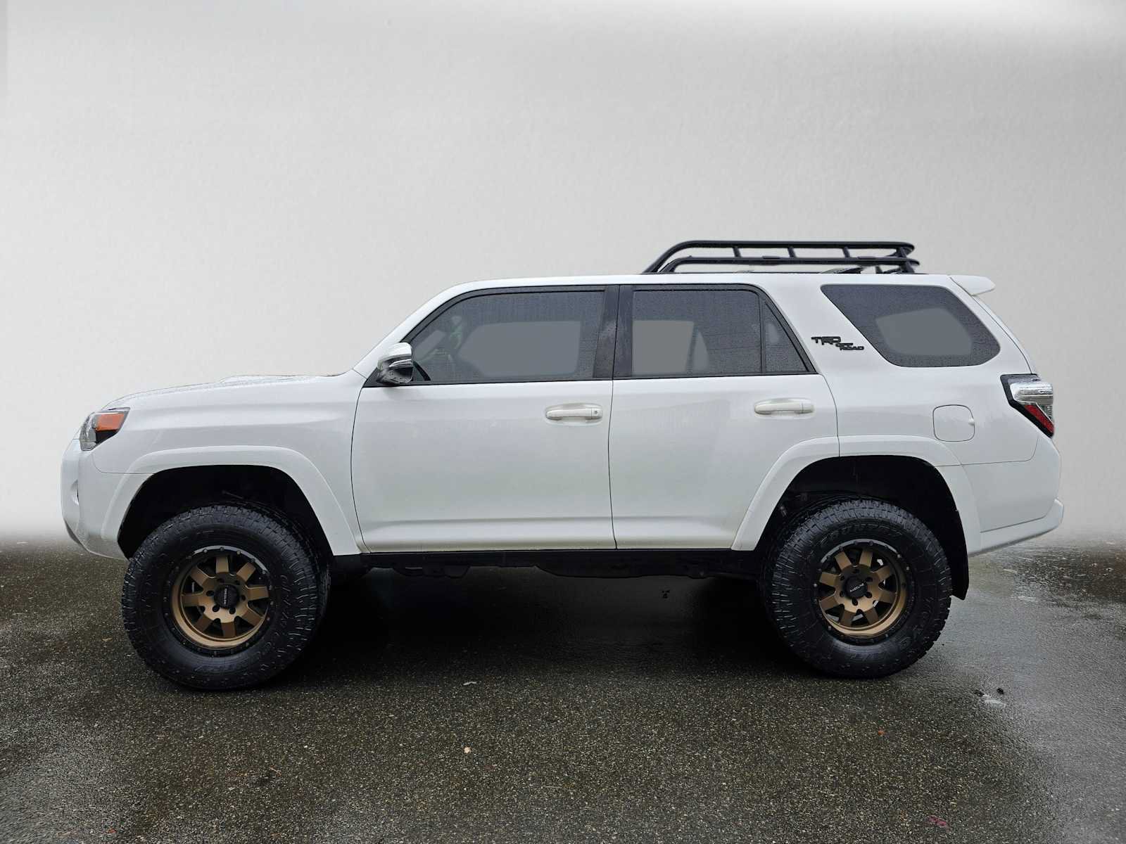 Used 2019 Toyota 4Runner TRD Off-Road Premium AWD/4WD image 6