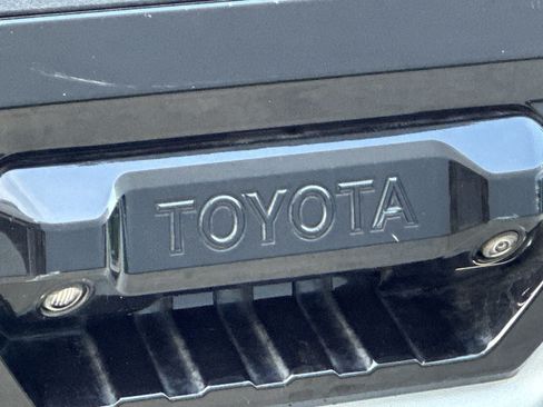 Used 2022 Toyota Tundra Platinum RWD image 15