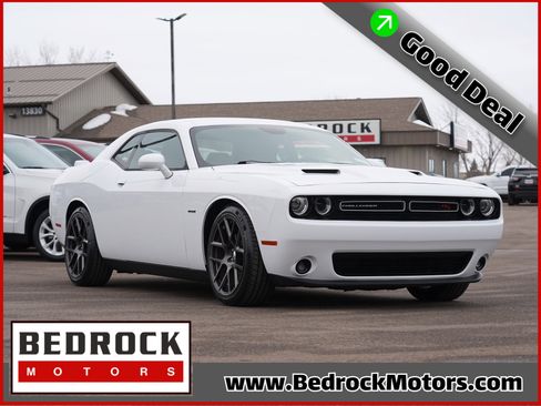 Used 2016 Dodge Challenger R/T w/ Sound Group image 1