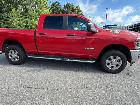 Used 2026 RAM 2500 Big Horn AWD/4WD image 7
