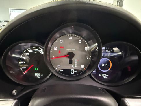 Used 2025 Porsche 718 Boxster S image 50