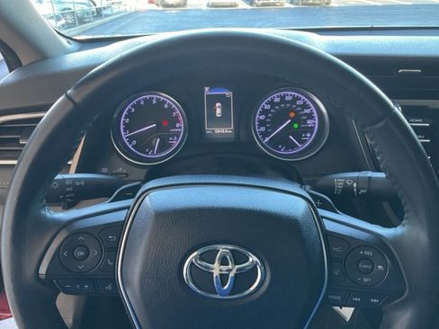 Used 2018 Toyota Camry L image 6