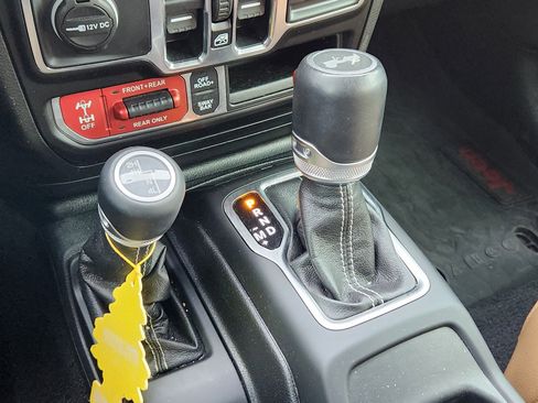 Used 2021 Jeep Wrangler Unlimited Rubicon image 23