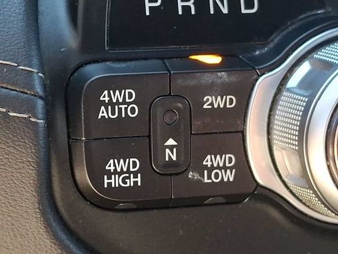 Used 2022 RAM 1500 Limited w/ Body Color Bumper Group AWD/4WD image 27