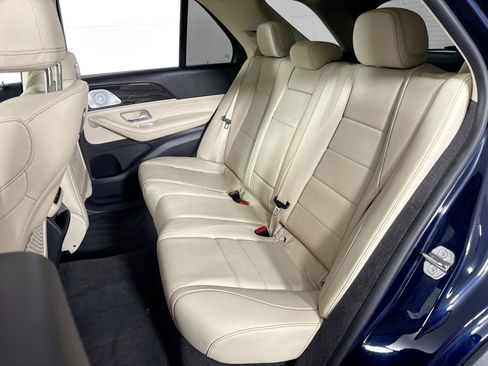 Used 2020 Mercedes-Benz GLE 350 w/ Premium Package image 31