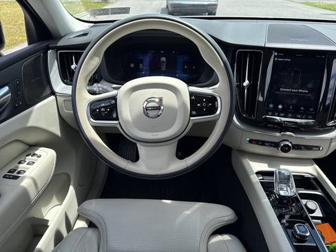 Used 2025 Volvo XC60 B5 Ultra w/ Protection Package Premier AWD/4WD image 19