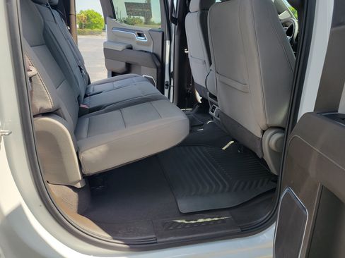 Certified 2025 Chevrolet Silverado 1500 LT RWD image 34