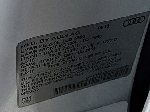 Certified 2025 Audi Q5 Premium w/ Convenience Package image 31