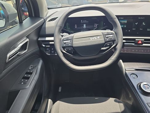 New 2026 Kia Sportage S AWD/4WD image 13