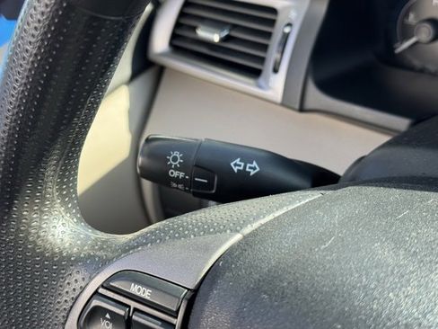 Used 2013 Honda Odyssey LX image 17