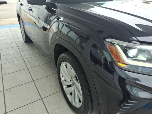 Used 2022 Volkswagen Atlas Cross Sport SE AWD/4WD image 21